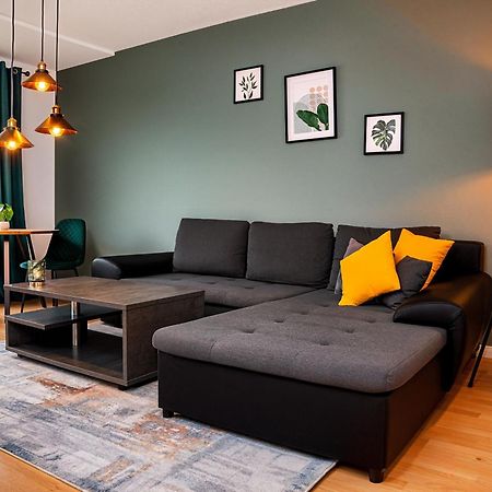 Smart Home - Essen - Perfect For 5 Guests! Central - Balcony - Netflix - Free Parking Zone Exterior photo